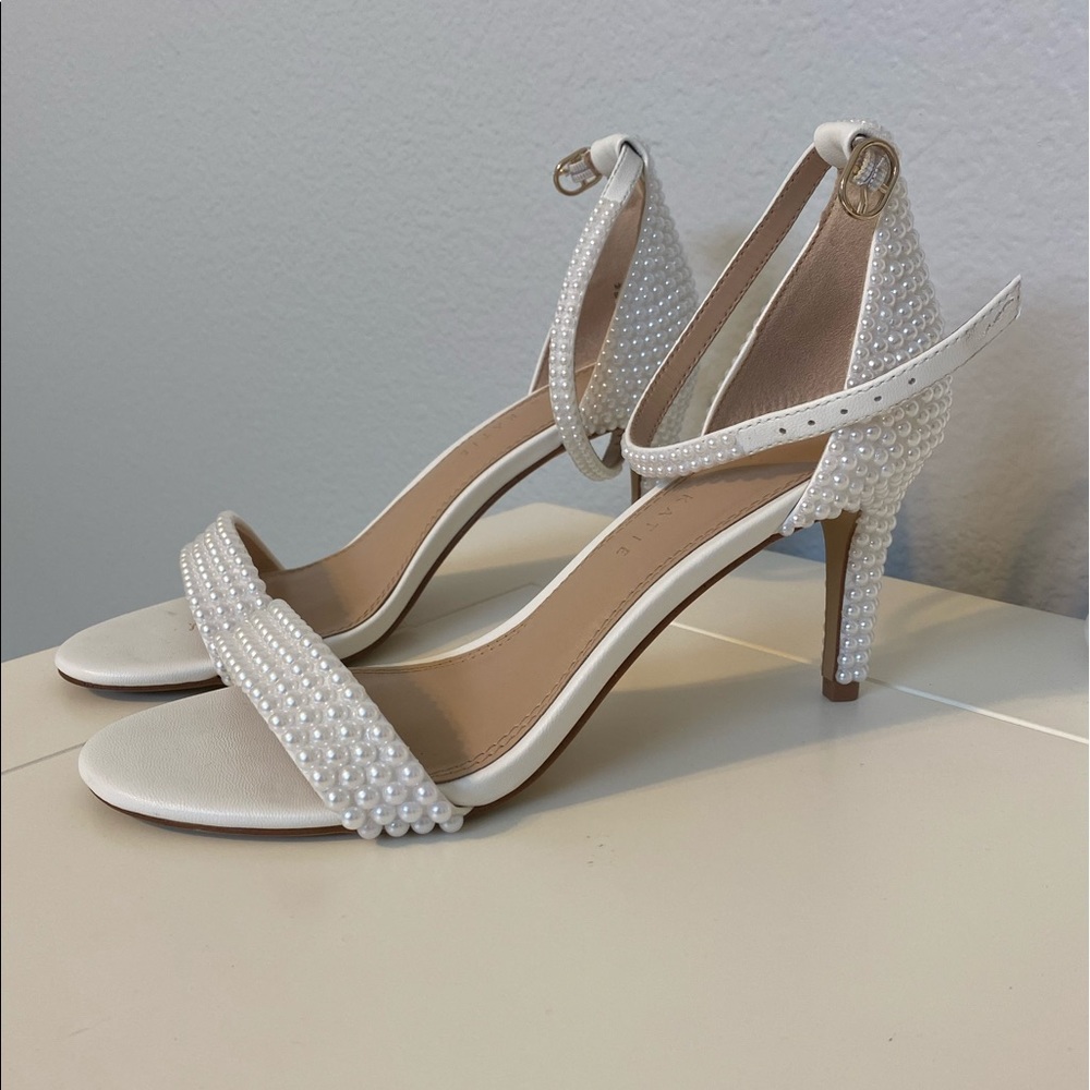 Beautiful Custom Made Pearl Sandal Dress Heel 6.5